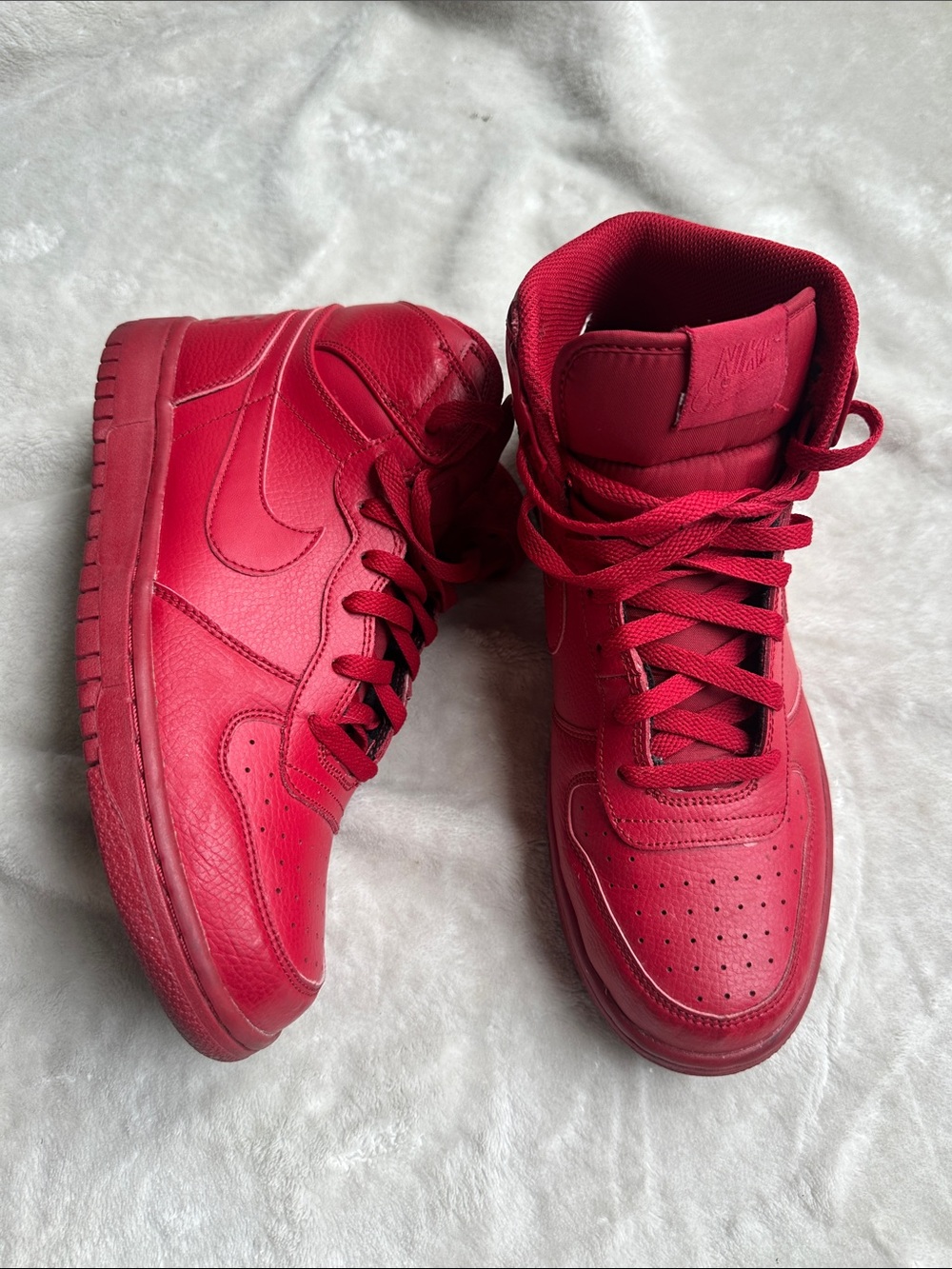 Nike Mens Red High Top Sneakers Size 9